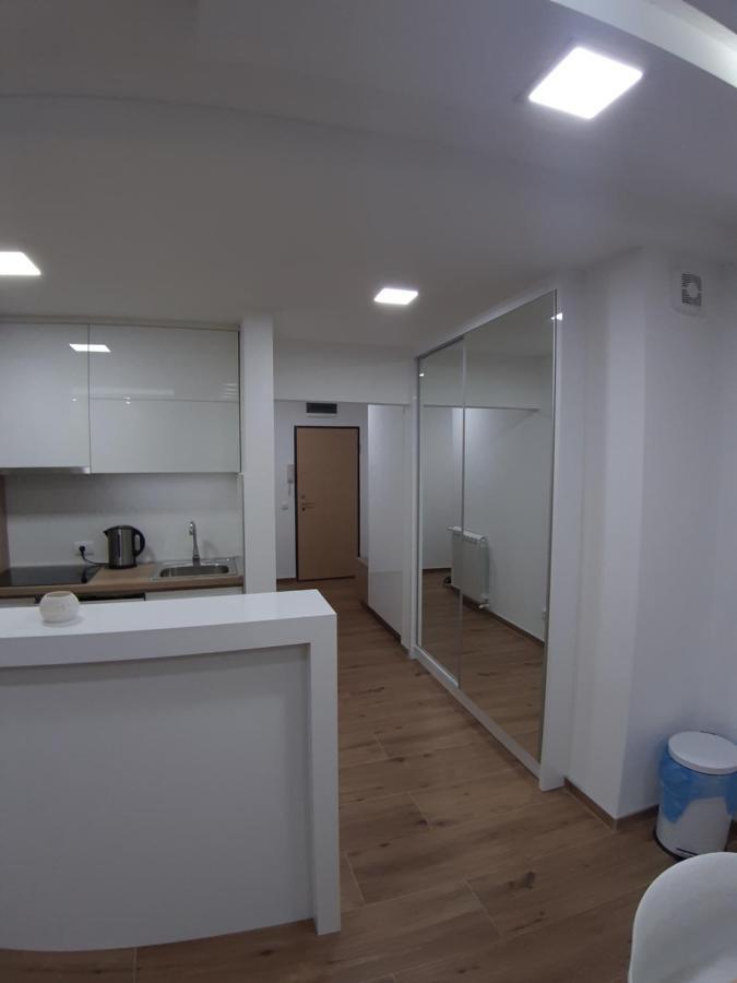 Serbian Home, Gandijeva 162 เบลเกรด ภายนอก รูปภาพ