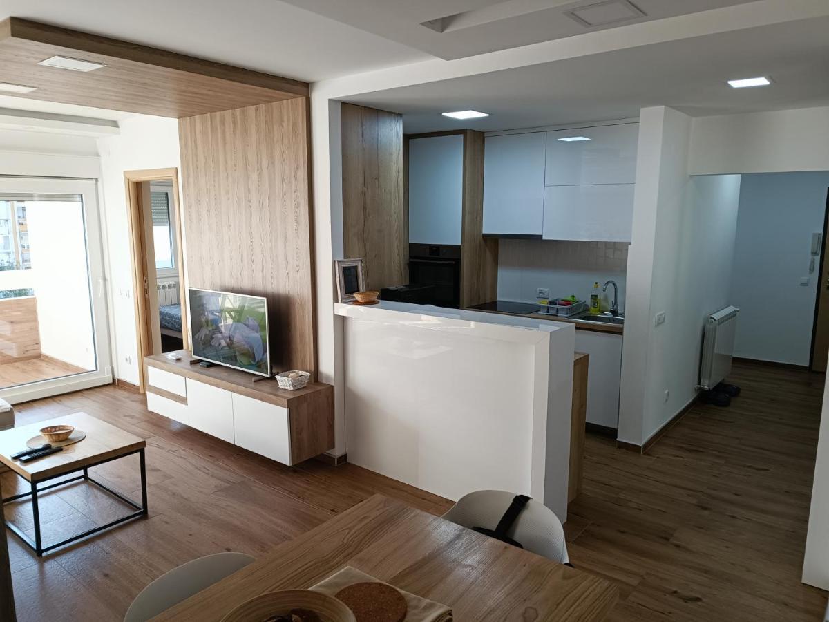 Serbian Home, Gandijeva 162 เบลเกรด ภายนอก รูปภาพ