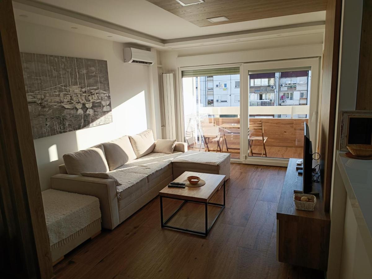 Serbian Home, Gandijeva 162 เบลเกรด ภายนอก รูปภาพ